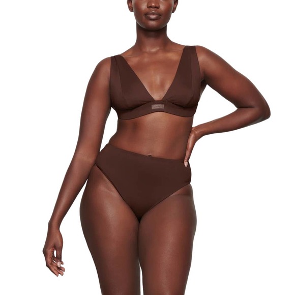 SKIMS SIGNATURE SWIM PLUNGE BIKINI TOP Large Cocoa NWT - Picture 1 of 8